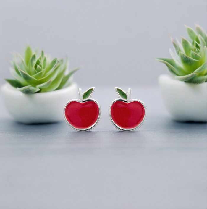 Boucles d'oreilles pomme - Laque rouge et vert - Argent rhodié – Image 2