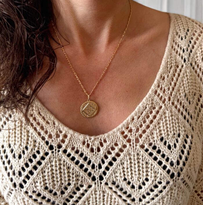 Collier pendentif bohème - Chaîne maille figaro - Plaqué or – Image 4
