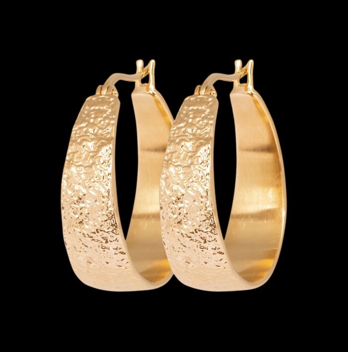 Boucles d'oreilles créoles "Chic Martelées" - Plaqué or – Image 2