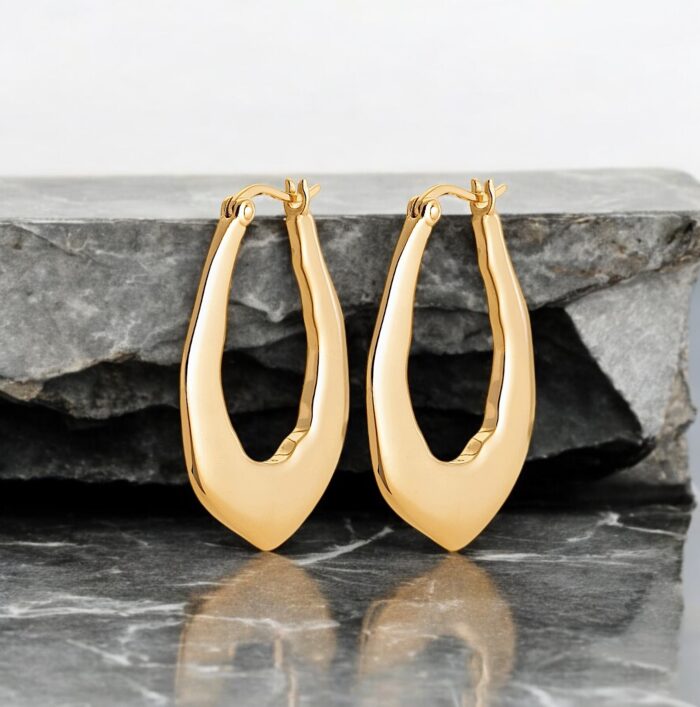 Boucles d'oreilles créoles "Élégance dorée" - 30 mm - Plaqué or – Image 3