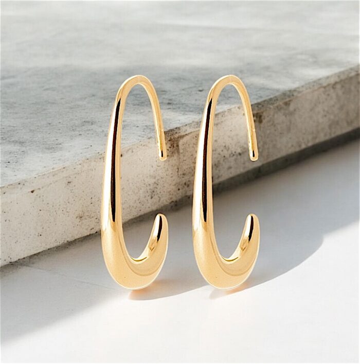 Boucles d'oreilles courbes pendantes - Plaqué or – Image 3