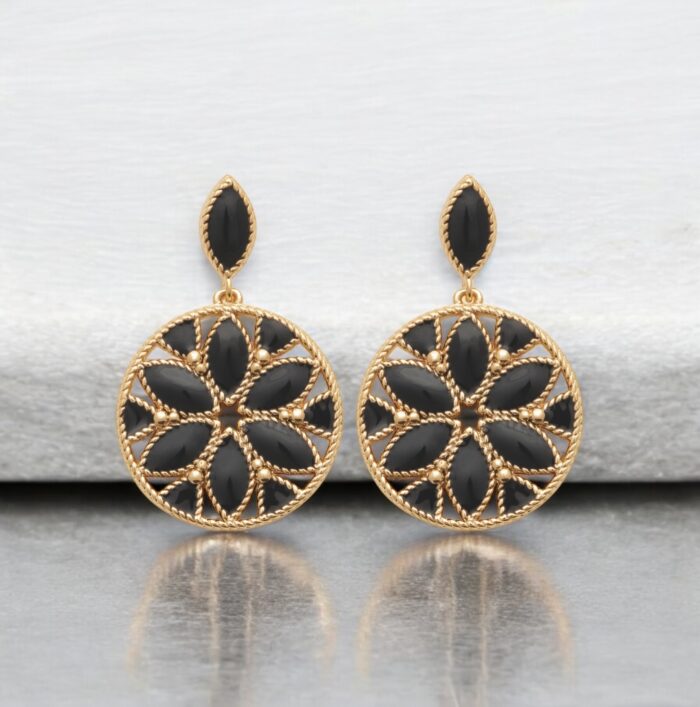 Boucles d'oreilles "Rosace" - Laqué noir - Plaqué or – Image 2