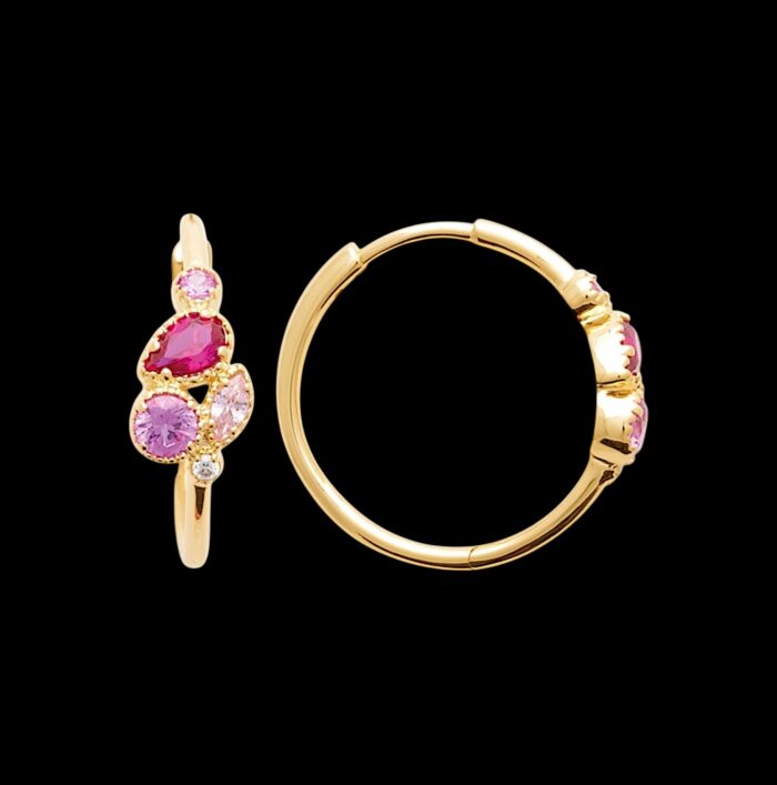Boucles d’oreilles créoles Céleste – Oxydes de zirconium rose – Plaqué or – Image 2