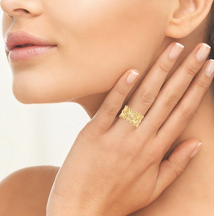 Bague "Dentelle florale" - Plaqué or – Image 4