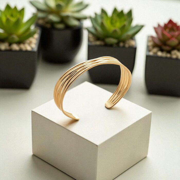 Bracelet jonc "Syra" - Plaqué or – Image 3
