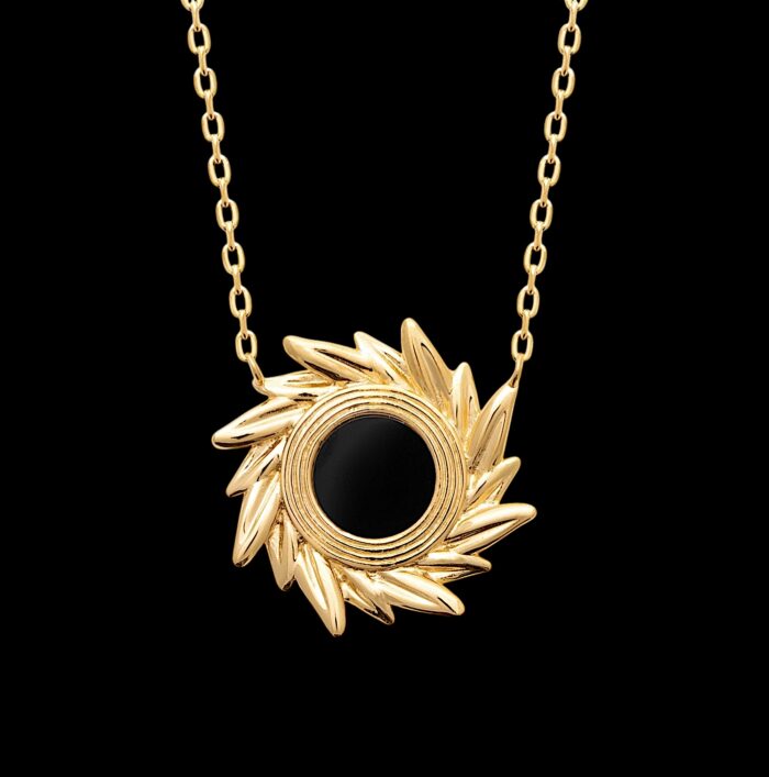 Collier "Voluté”- Agate noire – Plaqué or – Image 2