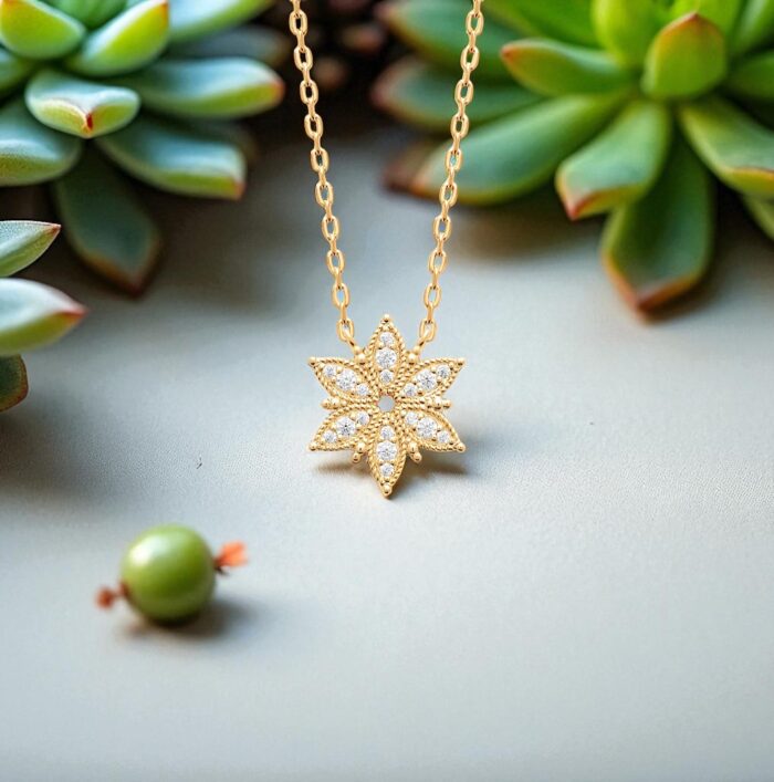 Collier "Orécline”- Oxydes de zirconium – Plaqué or – Image 3