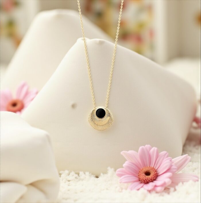 Collier "Orixa" - Agate noire - Plaqué or – Image 3